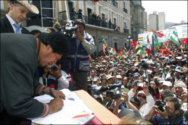 Proclamación de la Constitución Boliviana.