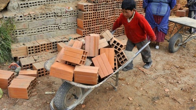 RESOLUCIÓN 04448 DE 2005