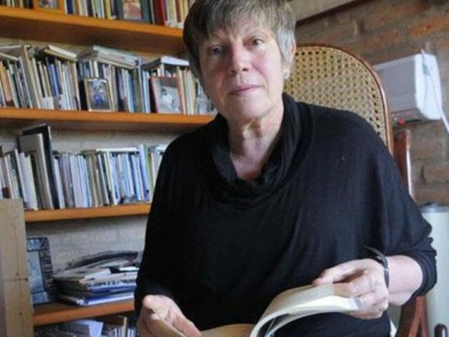 Ma Teresa Andruetto (1954- )