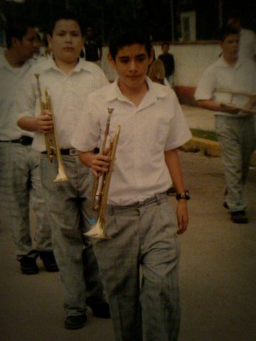 mi primer desfile en la secundaria