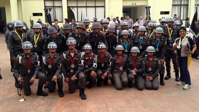 competencias anuales de escuadras en coatzacoalcos.