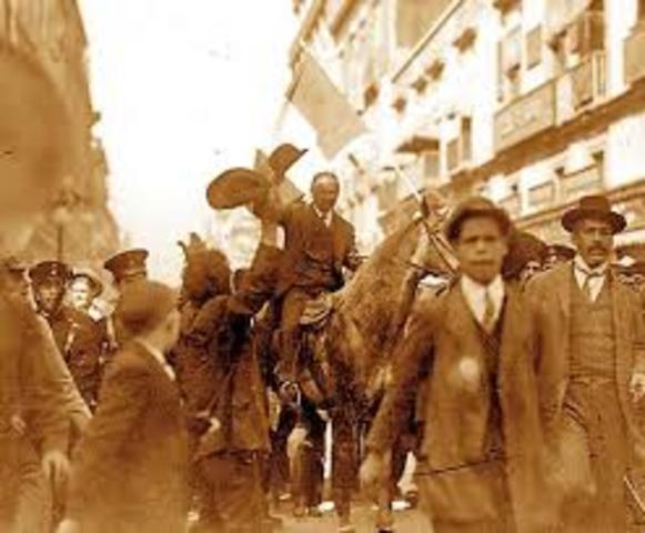 Madero entra triunfante a la capital