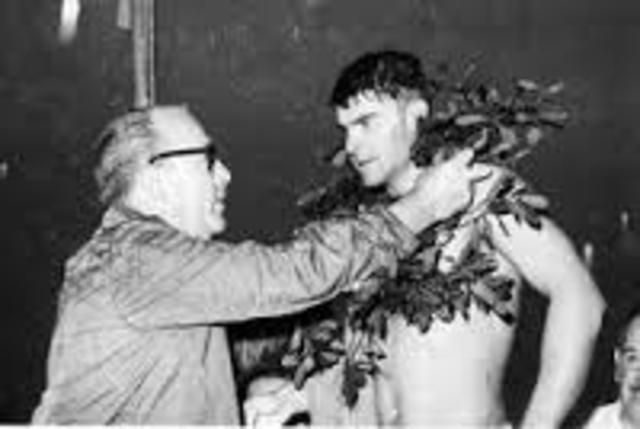 Horacio Iglesias Nueva y cierra esta decada. Bandera de Argentina TIEMPO:8:38:00