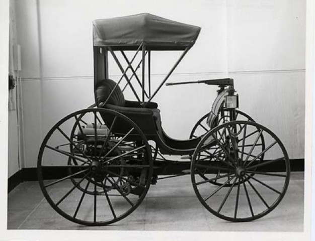 First Automobile Invented