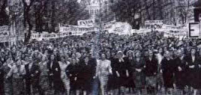 Las mujeres ejercen su derecho