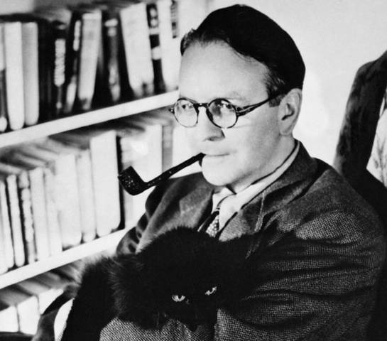 Nacimiento de Raymond Chandler