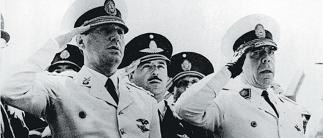 Asume el general Farrel