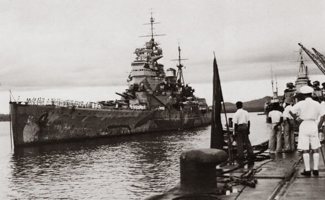 Incorporación de países en la guerra.