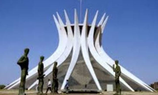 Nossa Senhora Aparecida- Oscar Niemeyer