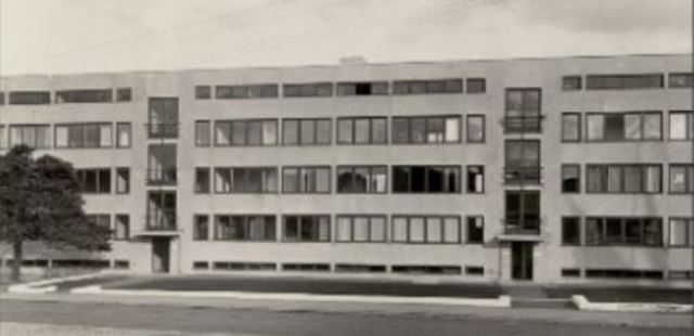 Weissenhofsiedlung - Mies Van Der Rohe
