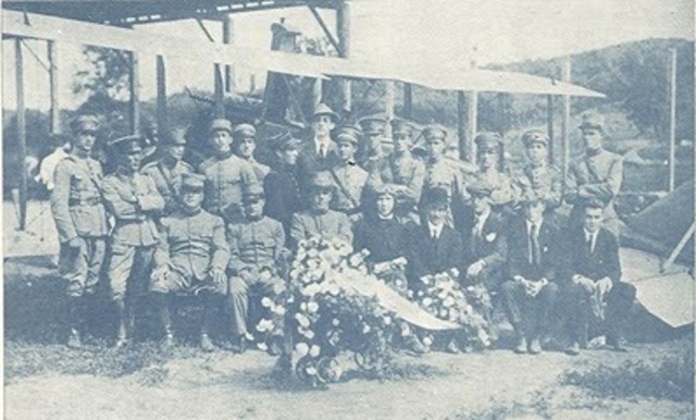 Criação da Escola Brasileira de Aviação