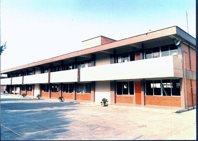 primera escuela secundaria