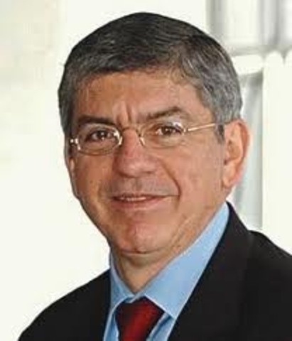 Gaviria se posesiona como presidente