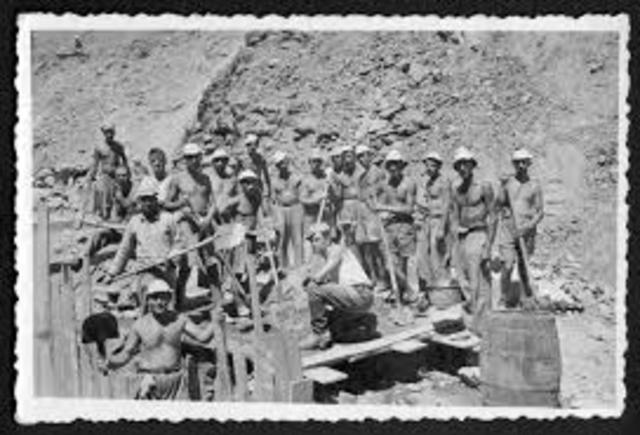 German Jews ordered into forced labor