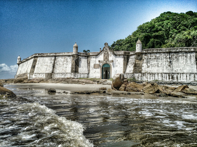 Criação do Forte da Ilha do Mel, junto com a criação de Guaratuba e Antonina.