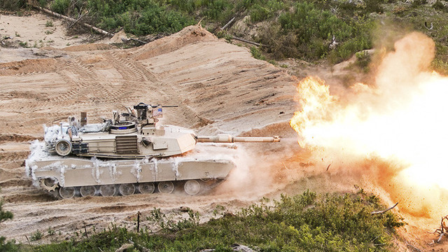 Abrams M1A2