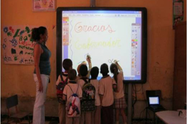 TABLEROS DIGITALES INTERACTIVOS