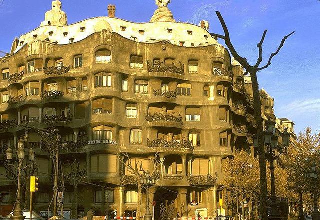 ARTE ARQUITECTÓNICA CONTEMPORÁNEA