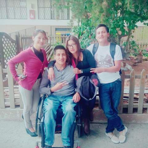 Con mis amigos en la universidad