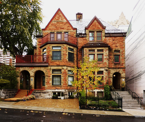 Особняки и дома-коттеджи