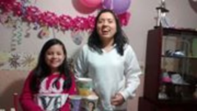 conoci  a  mi  Prima Ximena