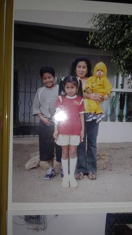 Foto con mi familia.