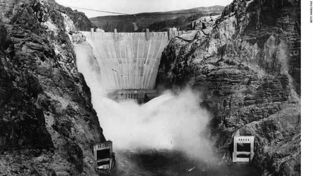 The Hooverdam is Built