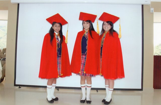 MI GRADUACIÓN DEL COLEGIO.