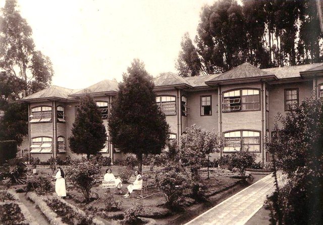 Orden de creación del sanatorio