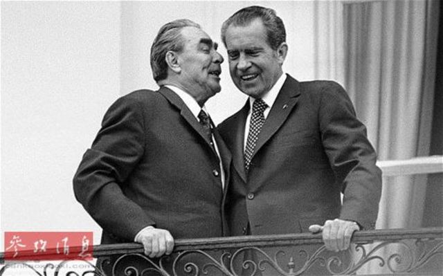 Nixon met with Brezhnev