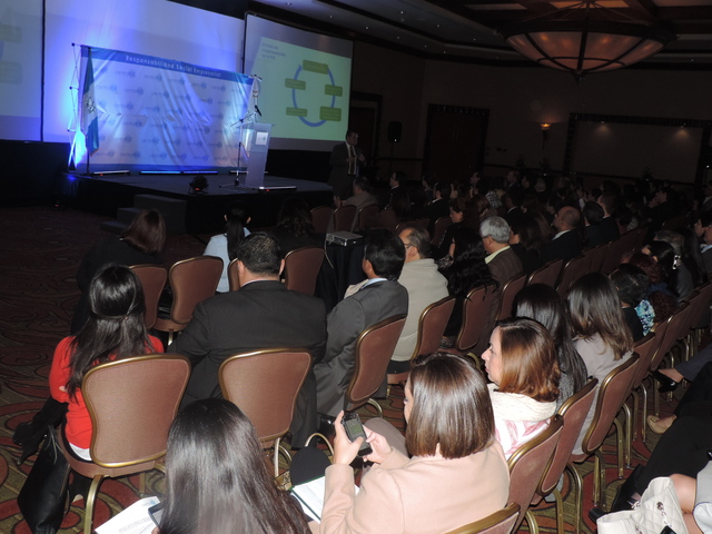 Desarrollo de la Primera Herramienta de RSE