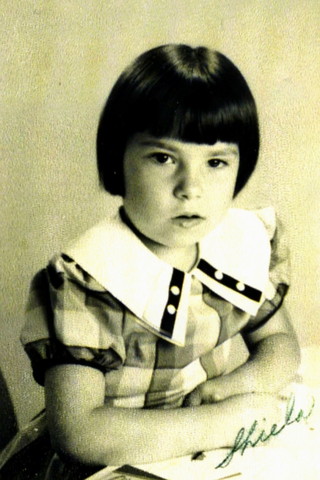 Sheila Moneypenny born