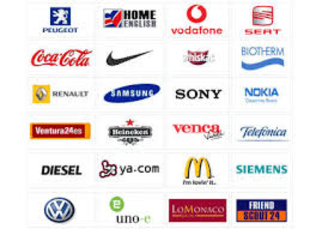 David Aaker incorpora le concepto Brand Equity a la estrategia comercial