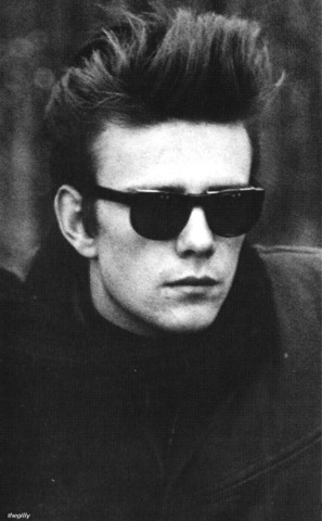 סטיוארט סאטקליף מצטרף