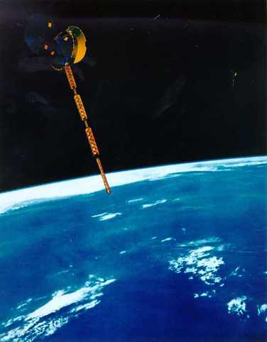 Primeras redes vía satélite