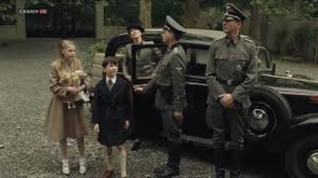 Bruno and his family arrive at their new house