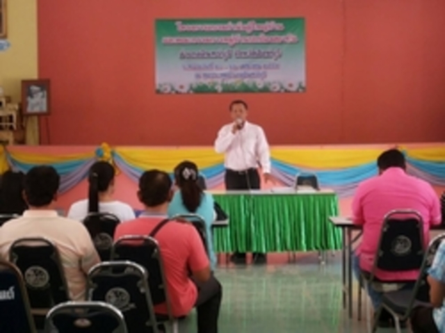 21 เม.ย. 2559 เริ่มลงพื้นที่อบรมกำนัน ผู้ใหญ่บ้าน ทำความเข้าใจในการลงประชามติร่างรัฐธรรมนูญ