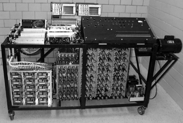 INVENCION DE LA PRIMERA GENERACION DE COMPUTADORA