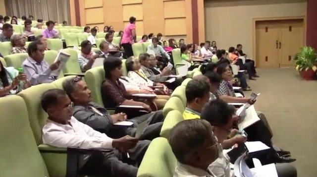 6 ก.ค. 2559 คณะกรรมการร่างรัฐธรรมนูญและขบวนองค์กรชุมชนภาคตะวันตก เปิดเวทีสร้างความเข้าใจร่างรัฐธรรมนูญ