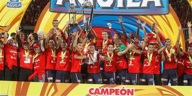 Este año six - 2016