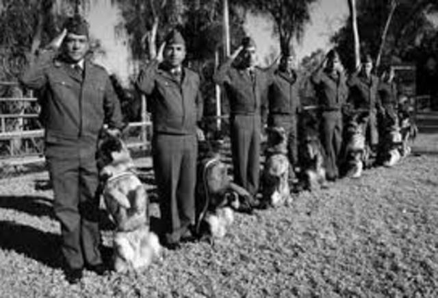 Se funda la Escuela de Carabineros de Chile