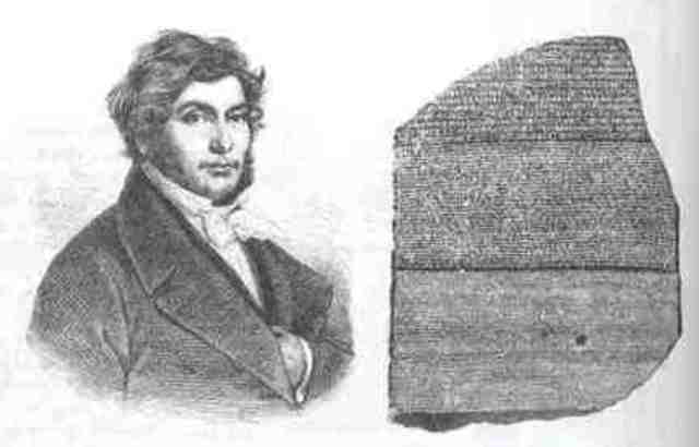 Descifran jeroglíficos.