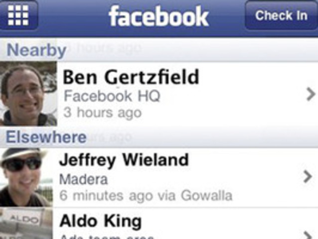 Facebook acusa a Teachbook de imitar su nombre