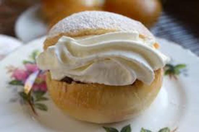 Collecting money from Kenneth Cornwall.