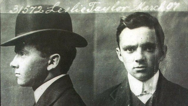 Squizzy Taylor, in a bad mood sends Charlie to collect money people owe him