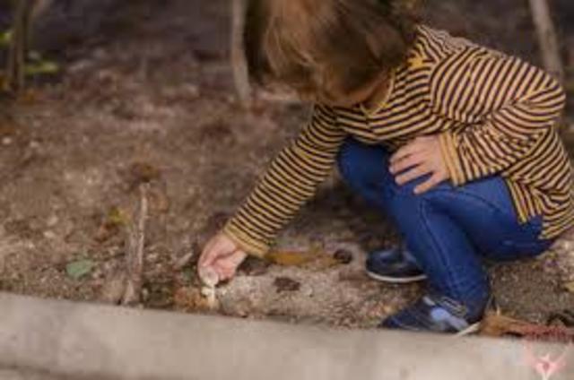 EVOLUCIÓN DEL CONCEPTO INFANCIA EN COLOMBIA