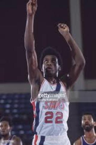 Moses Malone Becomes First Player to go Straight From High School to Pros