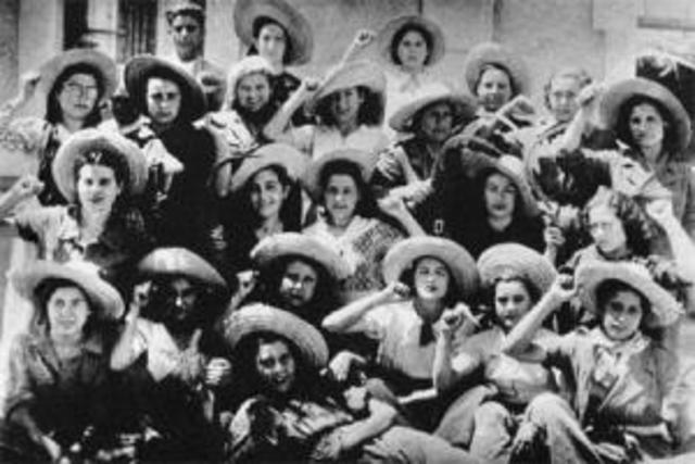 Creación del movimiento de emancipación de la mujer chilena ( MEMCH )