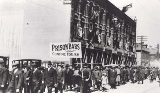 1835 General strike for 10-hour day in Philadelphia