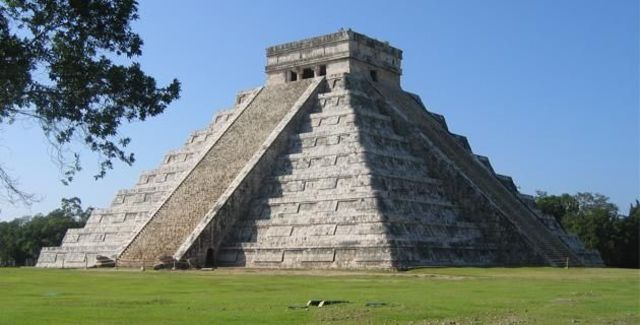 CHICHEN ITZA